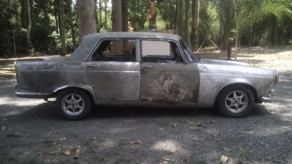 ขายและรับแลก Peugeot รุ่น404 ปี 1960 ขายและรับแลก Peugeot รุ่น404 ปี 1960