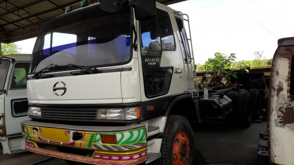 Hino 3M เครื่อง P11-315 แรง เกียร์ Eton ช่วงล่าง ZM เครื่องดี คัสซีสวย ทะเบียนพร้อมโอน