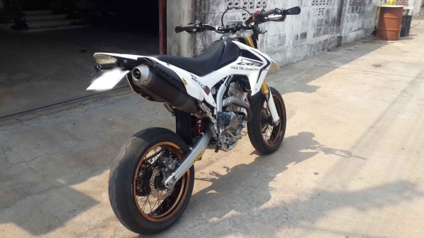 HONDA CRF 250 ปี 2012 แต่งโมตาด สวยๆครับ