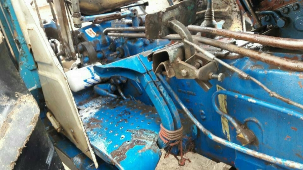 ขายรถไถ ฟรอต6600 อุปกรณ์ดันหน้า ผานหลัง สภาพสวย ใช้งานดีมาก สนใจโทร 090-8588220คุณนะ 093-3258446คุณบิว หรือเข้าดูสินค้าอื่นๆได้ที่ www.truck.in.th/498 หรือเพจFacebook ณรงค์ ซื้อขายรถมือสอง (เว็บไซต์ส่วนตัว) หรือFacebook คุณนะ รถบรรทุก ขายรถไถ ฟรอต6600 อุปกรณ์ดันหน้า ผานหลัง สภาพสวย ใช้งานดีมาก สนใจโทร 090-8588220คุณนะ 093-3258446คุณบิว หรือเข้าดูสินค้าอื่นๆได้ที่ www.truck.in.th/498 หรือเพจFacebook ณรงค์ ซื้อขายรถมือสอง (เว็บไซต์ส่วนตัว) หรือFacebook คุณนะ รถบรรทุก