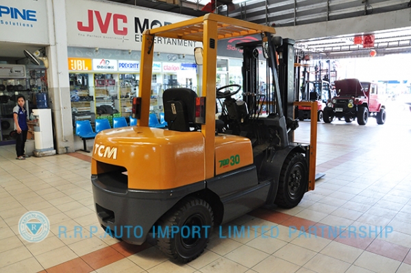 ขายรถโฟล์คลิฟท์มือสอง TCM รุ่น FG230N5 ราคา 295,000 บาท นำเข้าจากประเทศญี่ปุ่น 100\% ไม่เคยใช้งานในประเทศไทย