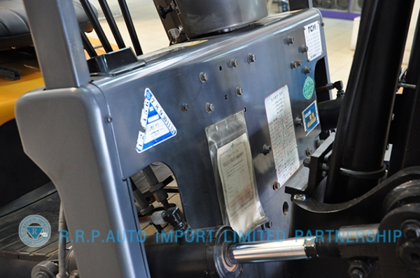 ขายรถโฟล์คลิฟท์มือสอง TCM รุ่น FG230N5 ราคา 295,000 บาท นำเข้าจากประเทศญี่ปุ่น 100\% ไม่เคยใช้งานในประเทศไทย