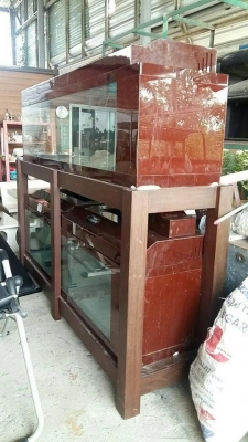 ตู้ปลาสวยไฮโซ เสริมบารมี 234 * 169 * 56 cm. ราคา 35,000.-