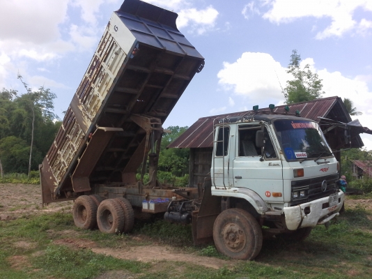 ขายสิบล้อ  UD CW 430 m 230 hp เกียรเดิม low-hi. ปี 48 สนใจติดต่อ 0882669068