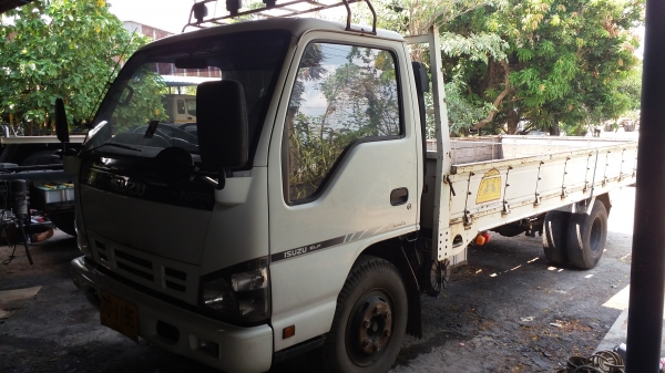 อีซูซุ6ล้อNPR130แรงยาว5เมตร
