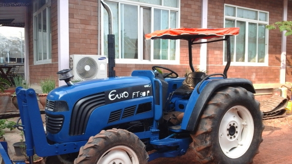 มาดใหม่ รถไถ ยูโรแท้ รถ50 แรงม้า มาดใหม่ รถไถ ยูโรแท้ รถ50 แรงม้า