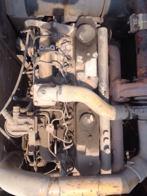 ขายรถแบ็คโฮ CAT V.2 เครื่องปั๊มดี ไฟฟ้าครบ ช่วงล่างเต็ม ไม่มีแอร์ เอกสารเล่มทะเบียน