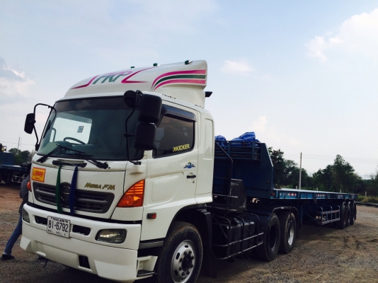 รถหัวลาก พร้อมหาง