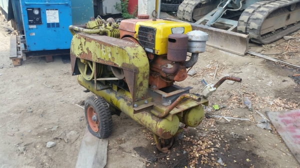 ขาย เครื่องปั๊มลม air compressor เครื่องดีเซล 1 สูบ yanmar ถังแคปซูลคู่ ลมแรง พร้อมใช้งาน ชมวีดีโอได้ครับ ขาย เครื่องปั๊มลม air compressor เครื่องดีเซล 1 สูบ yanmar ถังแคปซูลคู่ ลมแรง พร้อมใช้งาน ชมวีดีโอได้ครับ