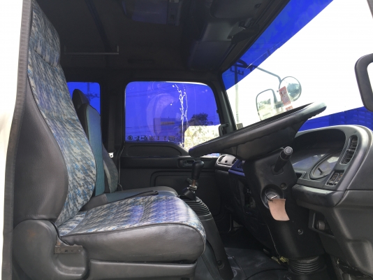 10ล้อตู้10บานเพลาเดียวยาว7.50เมตร 10ล้อตู้10บานเพลาเดียวยาว7.50เมตร