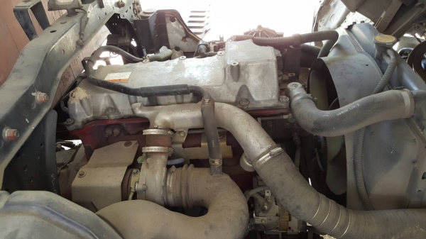 รถฮีโน่ 6 ล้อรั้ว ( ไม่ดั้ม ) FC9J  150 แรงม้า ปี 56.  ( รถวิ่ง 2xx,xxx กม. )     สนใจติดต่อ  081 - 6079515