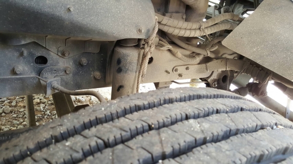 รถฮีโน่ 6 ล้อรั้ว ( ไม่ดั้ม ) FC9J  150 แรงม้า ปี 56.  ( รถวิ่ง 2xx,xxx กม. )     สนใจติดต่อ  081 - 6079515