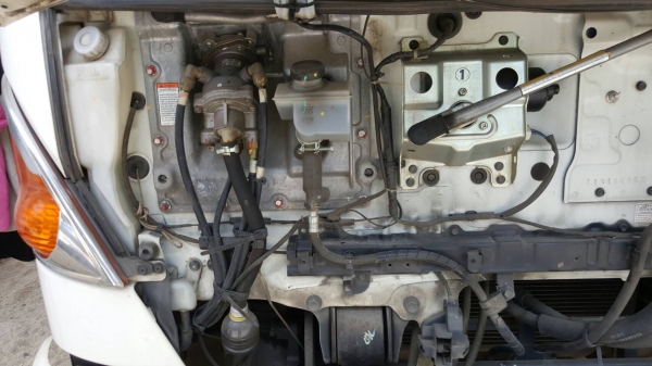 รถฮีโน่ 6 ล้อรั้ว ( ไม่ดั้ม ) FC9J  150 แรงม้า ปี 56.  ( รถวิ่ง 2xx,xxx กม. )     สนใจติดต่อ  081 - 6079515