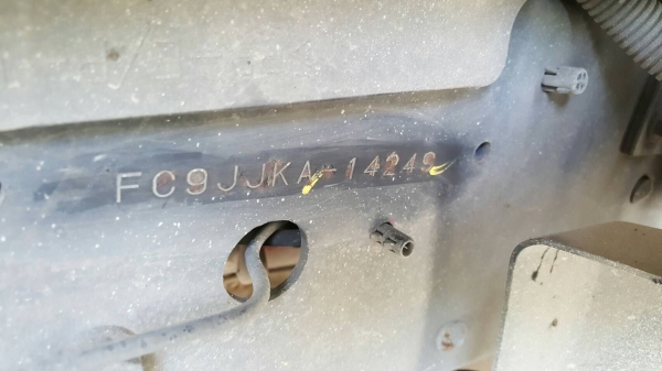 รถฮีโน่ 6 ล้อรั้ว ( ไม่ดั้ม ) FC9J  150 แรงม้า ปี 56.  ( รถวิ่ง 2xx,xxx กม. )     สนใจติดต่อ  081 - 6079515