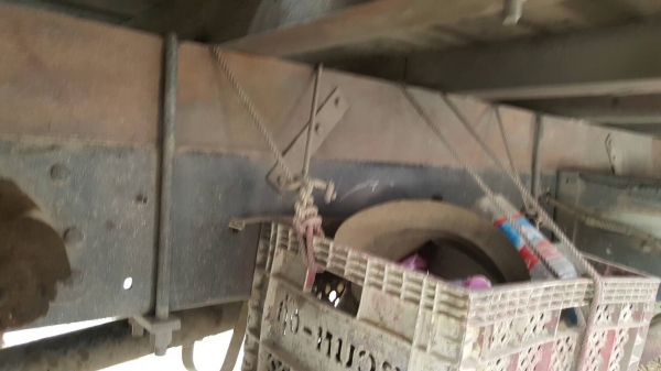 รถฮีโน่ 6 ล้อรั้ว ( ไม่ดั้ม ) FC9J  150 แรงม้า ปี 56.  ( รถวิ่ง 2xx,xxx กม. )     สนใจติดต่อ  081 - 6079515