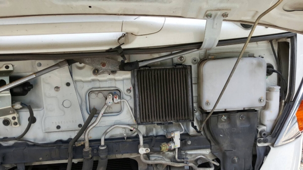 รถฮีโน่ 6 ล้อรั้ว ( ไม่ดั้ม ) FC9J  150 แรงม้า ปี 56.  ( รถวิ่ง 2xx,xxx กม. )     สนใจติดต่อ  081 - 6079515