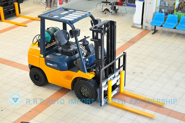 ขายรถโฟล์คลิฟท์มือสอง TOYOTA รุ่น 7FG30-11680 ราคา 325,000 บาท สภาพเดิมจากญี่ปุ่นจากประเทศญี่ปุ่น ไม่เคยใช้งานในไทย