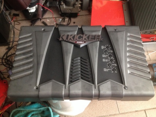 เเอม อเมกา  KICKER KX300.4  4 ชาเเนลสภาพสวยใช้งานได้ปกติ