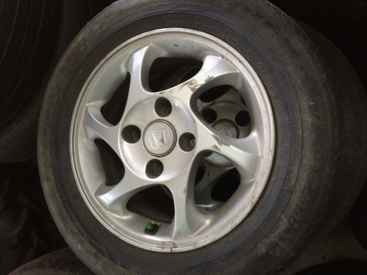 ขายด่วน!!ล้อแม็กพร้อมยาง Honda