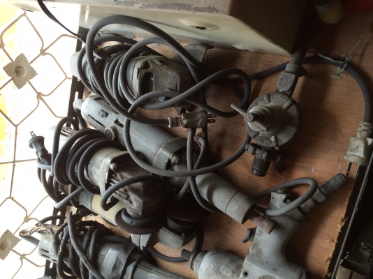 ขายด่วน!!เครื่องมือเสีย จำนวน 8 ชิ้น