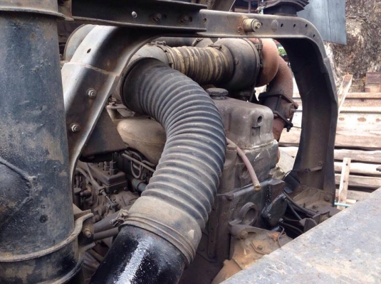 ขายรถ 10 ล้อดั้ม นิสสัน  UD  เครื่องเทอโบ