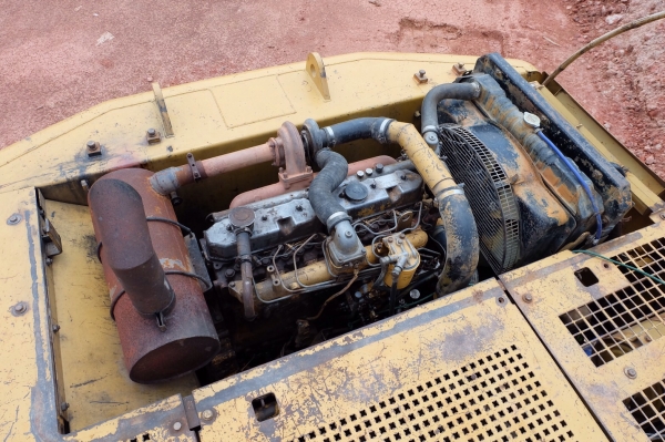 ขายรถแม็กโคร CAT-320 V2 รถสวยพร้อมใช้งาน ราคา 900,000 บาท โทร 0812628564 อ.เซกา จ.บึงกาฬ