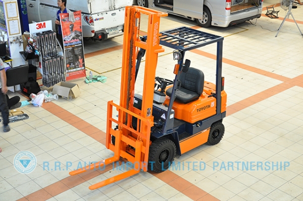 ขายรถโฟล์คลิฟท์มือสอง TOYOTA รุ่น 5FD15-61982 ราคา 245,000 บาท สภาพเดิมจากญี่ปุ่นจากประเทศญี่ปุ่น ไม่เคยใช้งานในไทย