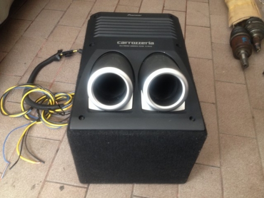 ตู้ซับ PIONEER TS WX44A เเอมในตัว150W เก่าญี่ปุ่นสภาพสวยใช้งานได้ปกติ ตู้ซับ PIONEER TS WX44A เเอมในตัว150W เก่าญี่ปุ่นสภาพสวยใช้งานได้ปกติ