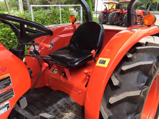 ขายรถไถ Kubota L4708SP (4WD) พร้อมใบมีดและผานพรวนช้าง24x6 รถไร่ สวยๆ พร้อมใช้งาน