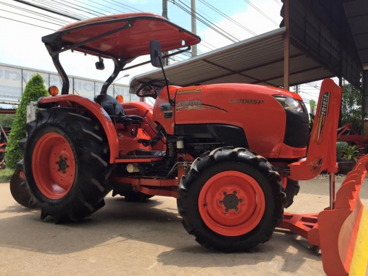 ขายรถไถ Kubota L4708SP (4WD) พร้อมใบมีดและผานพรวนช้าง24x6 รถไร่ สวยๆ พร้อมใช้งาน