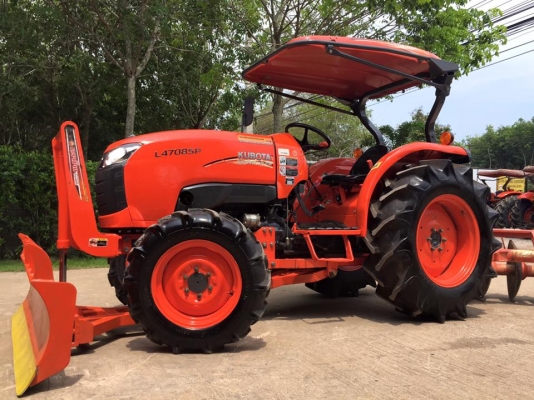 ขายรถไถ Kubota L4708SP (4WD) พร้อมใบมีดและผานพรวนช้าง24x6 รถไร่ สวยๆ พร้อมใช้งาน