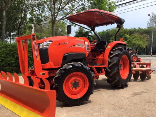 ขายรถไถ Kubota L4708SP (4WD) พร้อมใบมีดและผานพรวนช้าง24x6 รถไร่ สวยๆ พร้อมใช้งาน