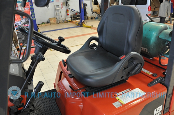 ขายรถโฟล์คลิฟท์มือสอง NISSAN  รุ่น NJ01-301271 ราคา 185,000 บาท นำเข้าจากประเทศญี่ปุ่น 100\% ไม่เคยใช้งานในไทย