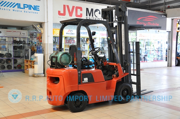 ขายรถโฟล์คลิฟท์มือสอง NISSAN  รุ่น NJ01-301271 ราคา 185,000 บาท นำเข้าจากประเทศญี่ปุ่น 100\% ไม่เคยใช้งานในไทย