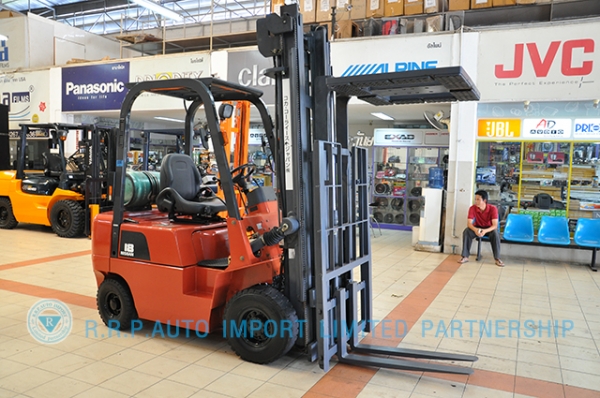 ขายรถโฟล์คลิฟท์มือสอง NISSAN  รุ่น NJ01-301271 ราคา 185,000 บาท นำเข้าจากประเทศญี่ปุ่น 100\% ไม่เคยใช้งานในไทย