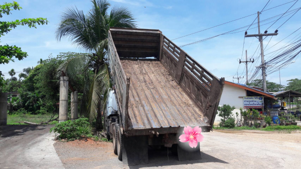 ขายรถบรรทุก 10 ล้อดัมพ์ HINO FM3M 240 แรงม้ามีระบบลากพ่วง ราคา 880000