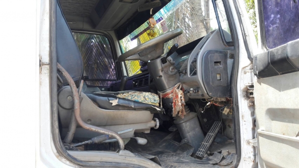 ขายรถบรรทุก 10 ล้อดัมพ์ HINO FM3M 240 แรงม้ามีระบบลากพ่วง ราคา 880000