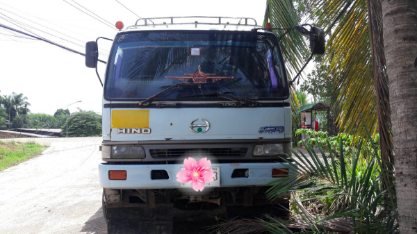 ขายรถบรรทุก 10 ล้อดัมพ์ HINO FM3M 240 แรงม้ามีระบบลากพ่วง ราคา 880000