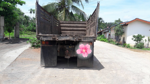 ขายรถบรรทุก 10 ล้อดัมพ์ HINO FM3M 240 แรงม้ามีระบบลากพ่วง ราคา 880000