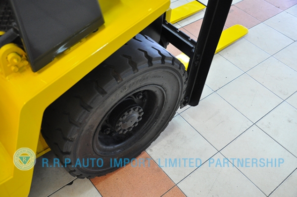 ขายรถโฟล์คลิฟท์มือสอง TCM รุ่น FHG20N ราคา 175,000 บาท นำเข้าจากประเทศญี่ปุ่น 100\% ไม่เคยใช้งานในประเทศไทย