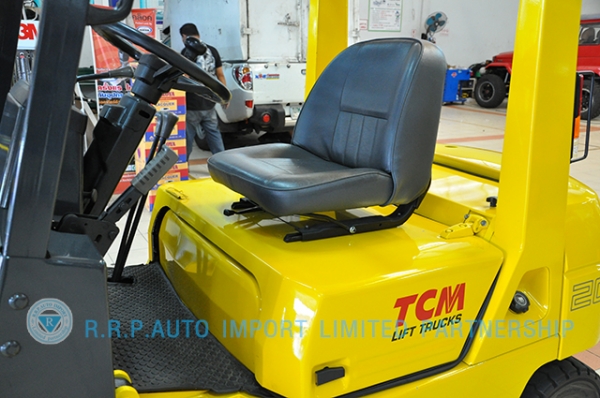 ขายรถโฟล์คลิฟท์มือสอง TCM รุ่น FHG20N ราคา 175,000 บาท นำเข้าจากประเทศญี่ปุ่น 100\% ไม่เคยใช้งานในประเทศไทย