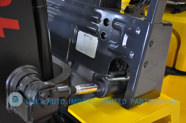 ขายรถโฟล์คลิฟท์มือสอง TCM รุ่น FHG20N ราคา 175,000 บาท นำเข้าจากประเทศญี่ปุ่น 100\% ไม่เคยใช้งานในประเทศไทย