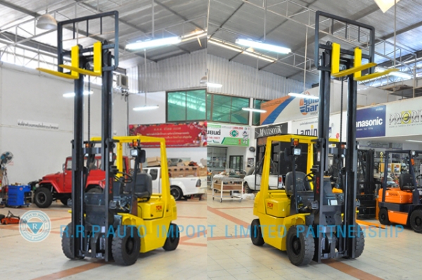 ขายรถโฟล์คลิฟท์มือสอง TCM รุ่น FHG20N ราคา 175,000 บาท นำเข้าจากประเทศญี่ปุ่น 100\% ไม่เคยใช้งานในประเทศไทย