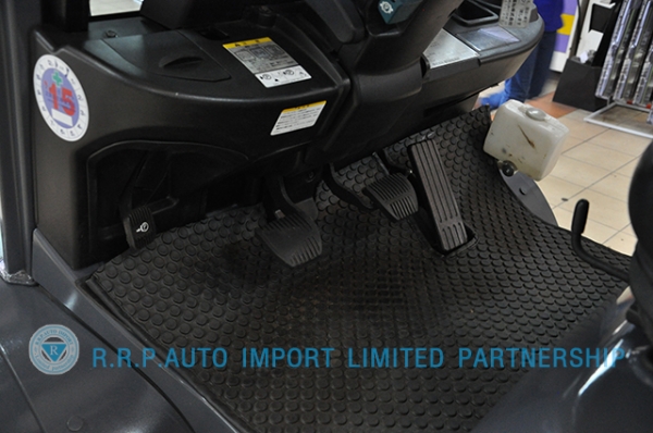 ขายรถโฟล์คลิฟท์มือสอง TOYOTA รุ่น 8FD30-30112 ราคา 590,000 บาท นำเข้าจากประเทศญี่ปุ่น 100\% ไม่เคยใช้งานในไทย