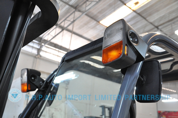 ขายรถโฟล์คลิฟท์มือสอง TOYOTA รุ่น 8FD30-30112 ราคา 590,000 บาท นำเข้าจากประเทศญี่ปุ่น 100\% ไม่เคยใช้งานในไทย