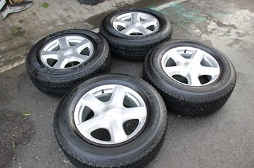 ขายเเม๊กเดิมดีเเมคพร้อมยาง 255 /65 /17 ล้อป้ายเเดง