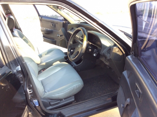 ขายรถ Honda Civic ไฟท้าย2ชั้น ปี91 เครื่องใหม่บล๊อกเดิม เกียร์ธรรมดา ภายในเดิมสวยสะอาดมาก แอร์เย็นฉ่ำวิทยุCD ตัวถังเดิมๆไม่มีชน สีสวยใส ยางดี รถขับดีมากช่วงล่างดีไม่มีดัง รถสวยเดิมๆพร้อมใช้ครับ ภาษีไม่ขาด