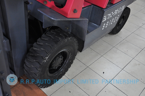 ขายรถโฟล์คลิฟท์มือสอง NISSAN  รุ่น J01-119405 ราคา 175,000 บาท นำเข้าจากประเทศญี่ปุ่น 100\% ไม่เคยใช้งานในไทย