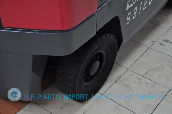 ขายรถโฟล์คลิฟท์มือสอง NISSAN  รุ่น J01-119405 ราคา 175,000 บาท นำเข้าจากประเทศญี่ปุ่น 100\% ไม่เคยใช้งานในไทย