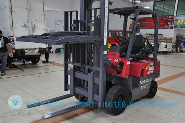 ขายรถโฟล์คลิฟท์มือสอง NISSAN  รุ่น J01-119405 ราคา 175,000 บาท นำเข้าจากประเทศญี่ปุ่น 100\% ไม่เคยใช้งานในไทย